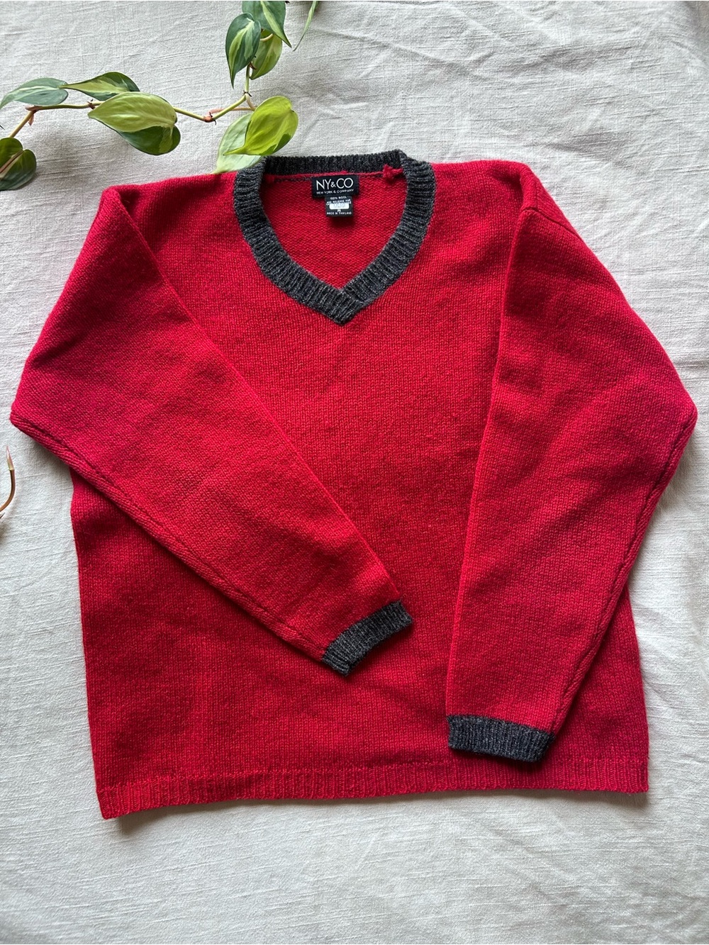 100% Wool New York & Company Red V‑Neck Sweater with Charcoal Trim Women’s M